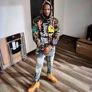 Meet your Posher, Dontrell